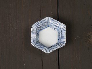 染付 六角豆鉢